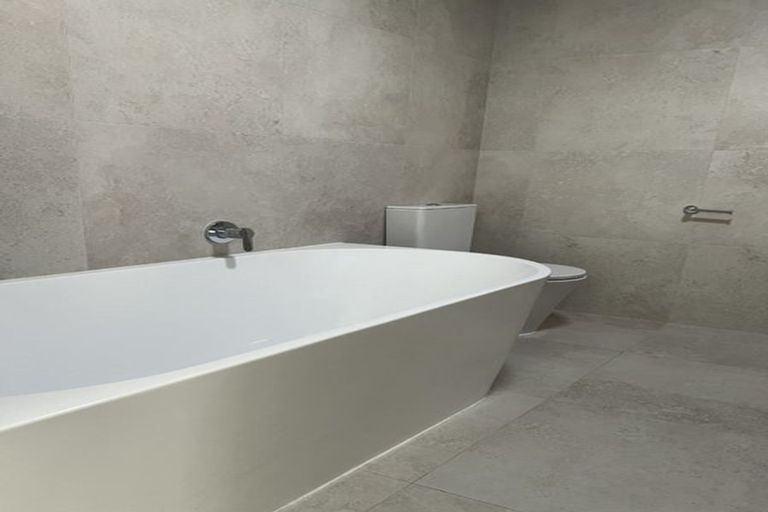 Photo of property in 3 Gunn Way, Hobsonville, Auckland, 0616