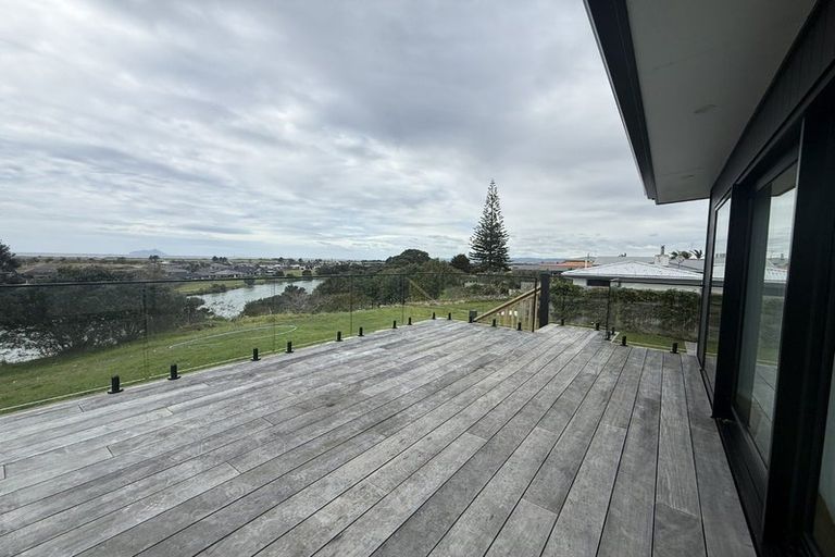Photo of property in 220 Marsden Point Road, Ruakaka, 0116