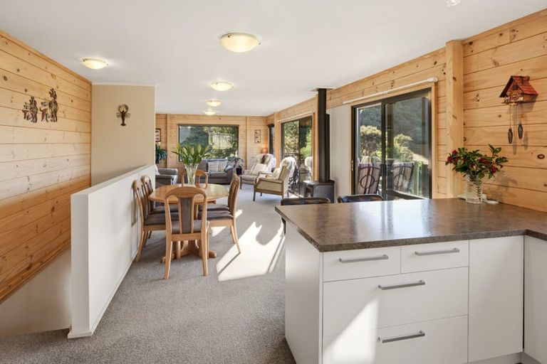 Photo of property in 29 Manuka Drive, Ngakuta Bay, Picton, 7281