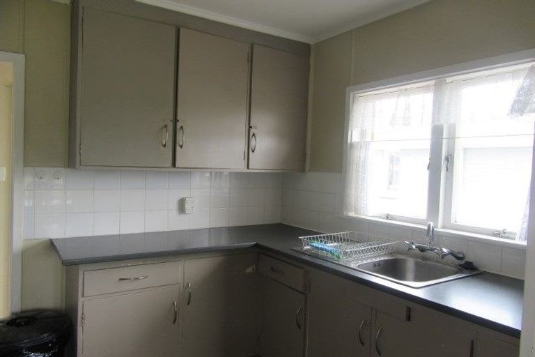 Photo of property in 6 Cameron Road, Hamilton East, Hamilton, 3216