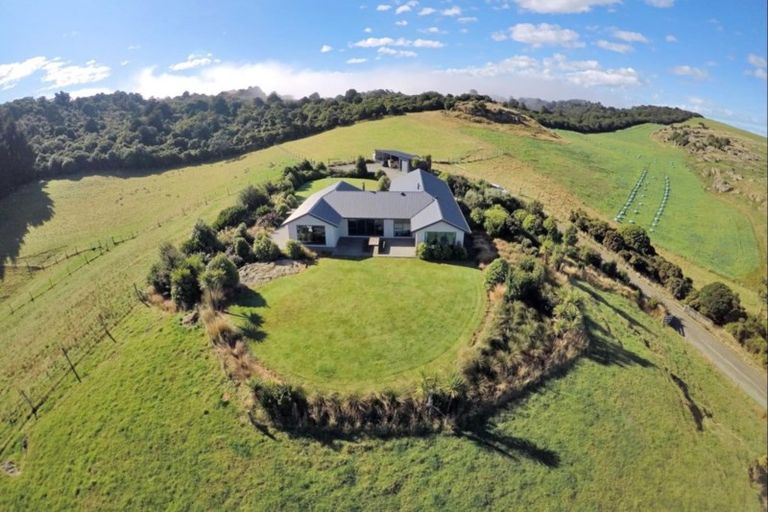 Photo of property in Peak Rock, 141a Poynter Road, Tussock Creek, Winton, 9781