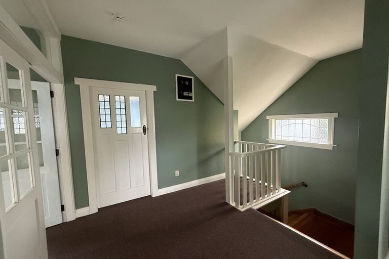 Photo of property in 30 Austin Street, Mount Victoria, Wellington, 6011