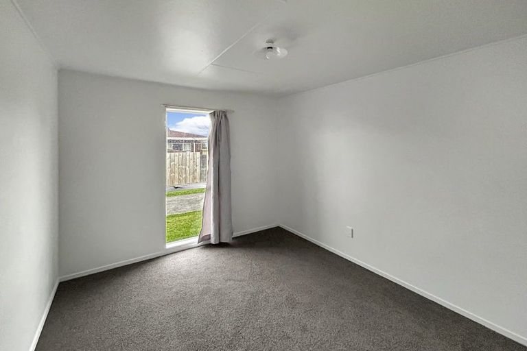 Photo of property in 3a Colonial Place, Kelvin Grove, Palmerston North, 4414