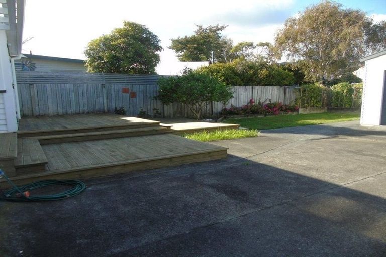 Photo of property in 18 Pilmuir Street, Hutt Central, Lower Hutt, 5010