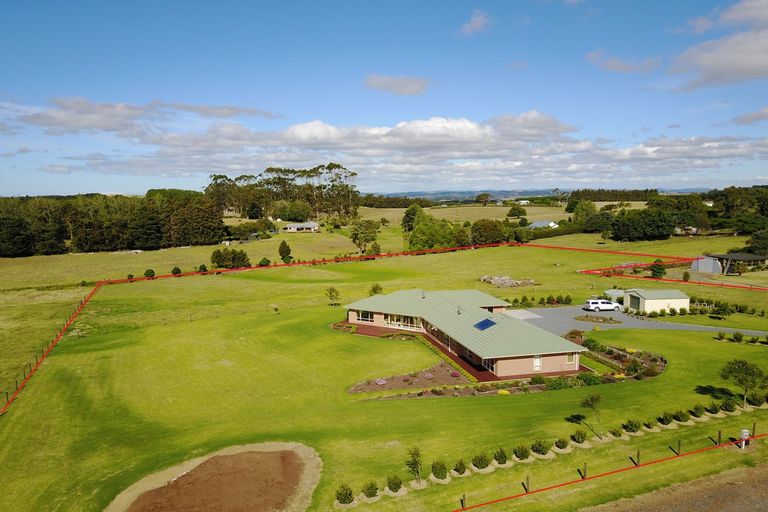 Photo of property in 415 Te Ahu Ahu Road, Waimate North, Kaikohe, 0472