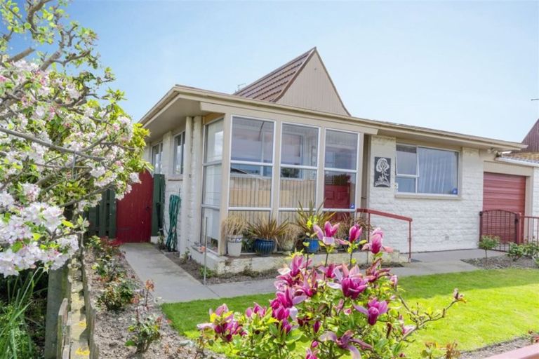 Photo of property in 2b Walker Place, Rangiora, 7400