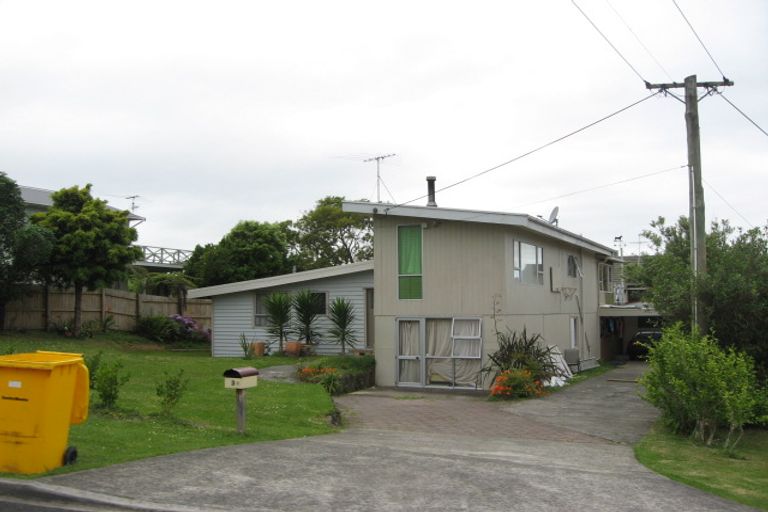 Photo of property in 3 Brixton Road, Manly, Whangaparaoa, 0930