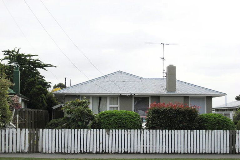 Photo of property in 2/73 Cutts Road, Russley, Christchurch, 8042