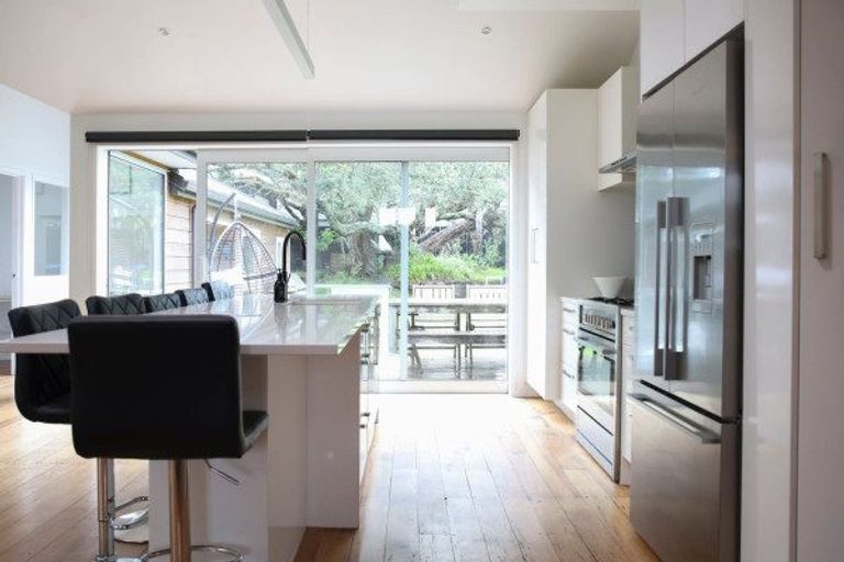 Photo of property in 3 Rewiti Avenue, Takapuna, Auckland, 0622