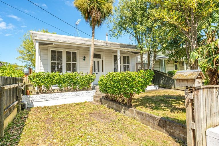 Photo of property in 35 Halswell Street, Whanganui, 4500