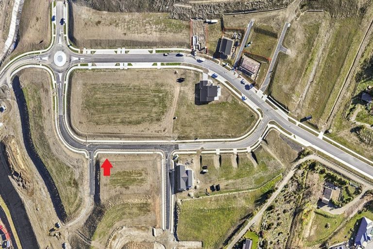 Photo of property in 17 Lake Mckay Drive, Luggate, 9382