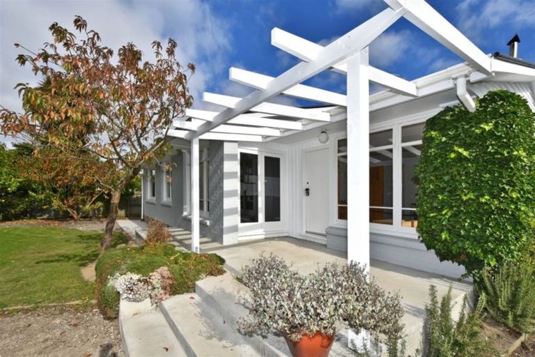 Photo of property in 27 Greenwood Close, Mairehau, Christchurch, 8013