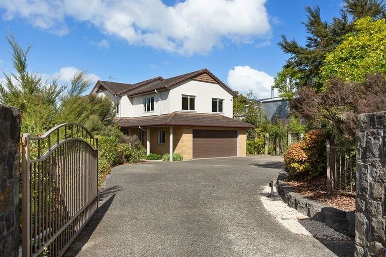 Photo of property in 391 Paremoremo Road, Paremoremo, Auckland, 0632