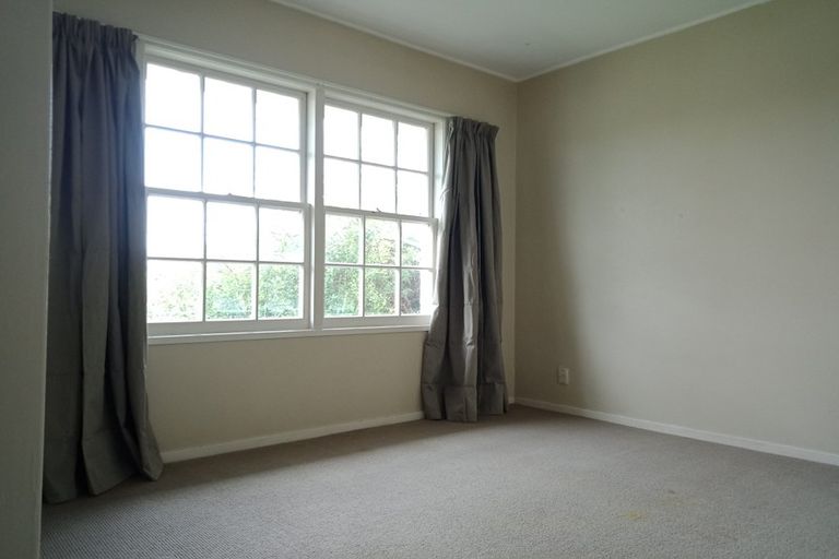 Photo of property in 18 Roysfield Lane, Sunnyhills, Auckland, 2010