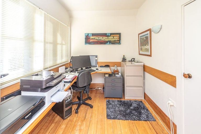 Photo of property in 25 Milne Street, Marton, 4710