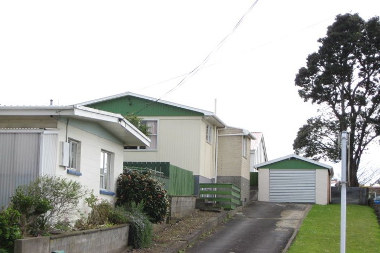 Photo of property in 94a Omata Road, Marfell, New Plymouth, 4310