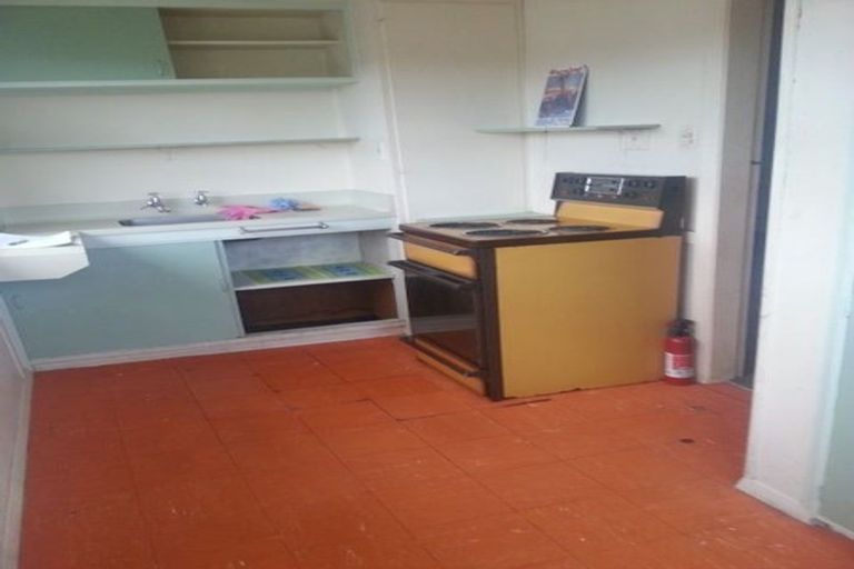 Photo of property in 10b Moana Grove, Waiwhetu, Lower Hutt, 5010