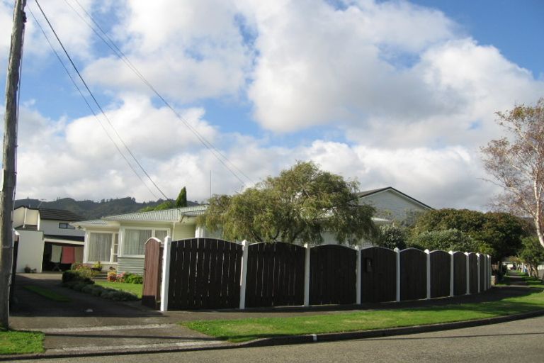 Photo of property in 3 Barraud Street, Avalon, Lower Hutt, 5011
