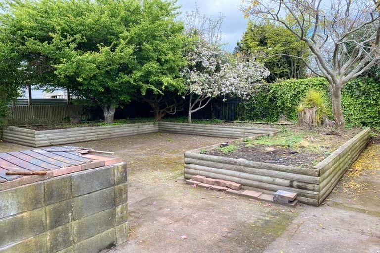 Photo of property in 31 Cornwall Street, Eltham, 4322