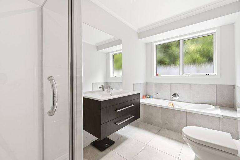 Photo of property in 12 Richardson Road, Omokoroa, 3114