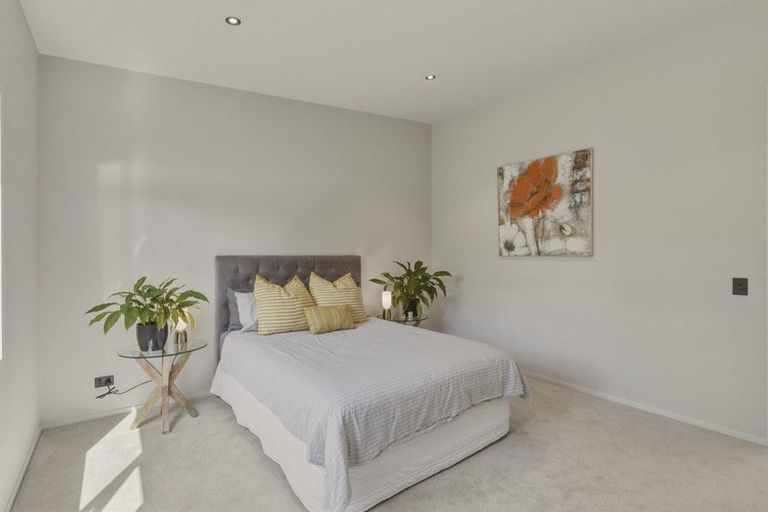 Photo of property in 7 Pike Place, Ferndale, New Plymouth, 4310