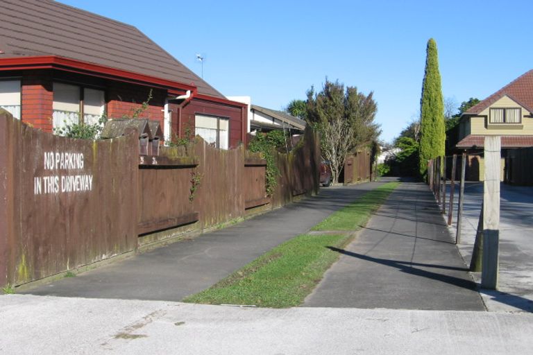 Photo of property in 28 Albert Street, Palmerston North, 4414