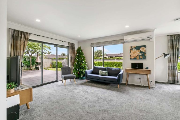 Photo of property in 34 Coleraine Drive, Rototuna, Hamilton, 3210