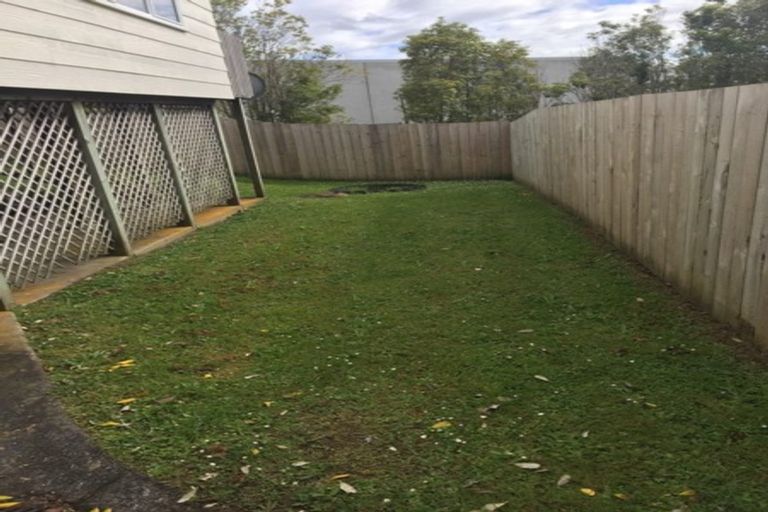 Photo of property in 321 Albany Highway, Rosedale, Auckland, 0632