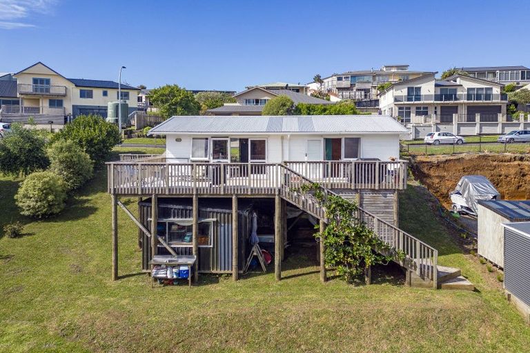 Photo of property in 15 Rabbit Way, Whitianga, 3510