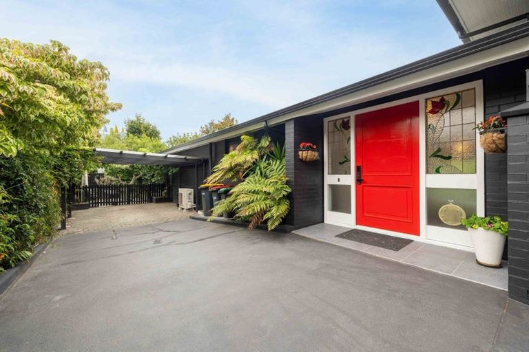 Photo of property in 75c Harakeke Street, Fendalton, Christchurch, 8014