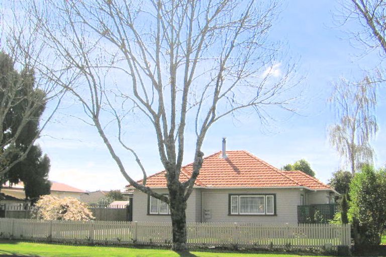 Photo of property in 4 Larch Street, Victoria, Rotorua, 3010