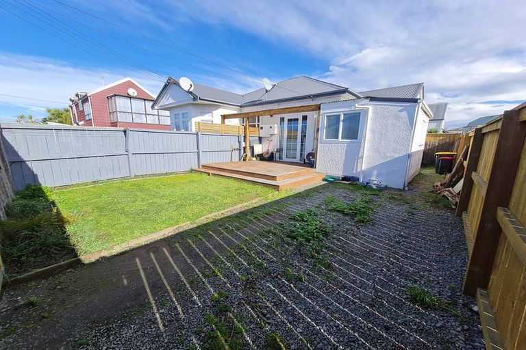 Photo of property in 2/164 Shaw Avenue, New Brighton, Christchurch, 8083