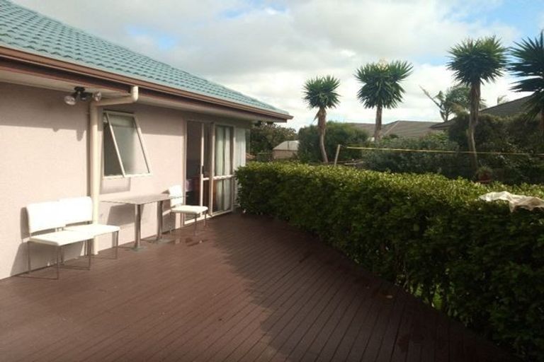 Photo of property in 8 Stellamaris Way, Northpark, Auckland, 2013