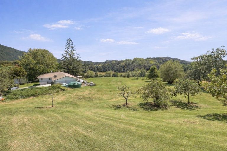 Photo of property in 960 Whangaripo Valley Road, Whangaripo, Wellsford, 0972