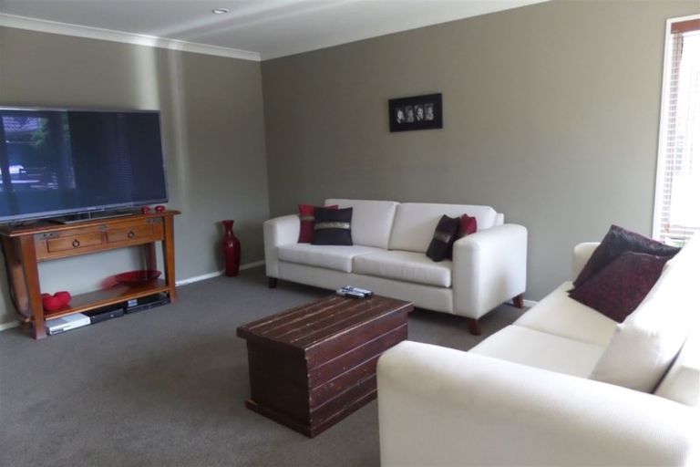 Photo of property in 15 Mcmahon Drive, Aidanfield, Christchurch, 8025