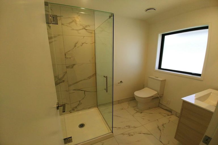 Photo of property in 3/31 Waiwhetu Road, Waiwhetu, Lower Hutt, 5010