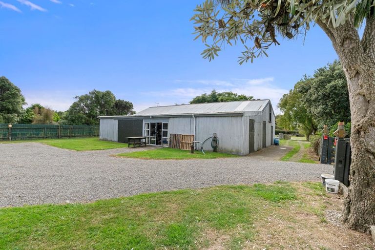 Photo of property in 77 Bruce Road, Levin, 5510
