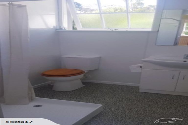 Photo of property in 43 Fendalton Crescent, Pinehaven, Upper Hutt, 5019