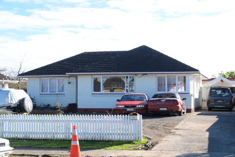 Photo of property in 31 Cheviot Street, Mangere East, Auckland, 2024