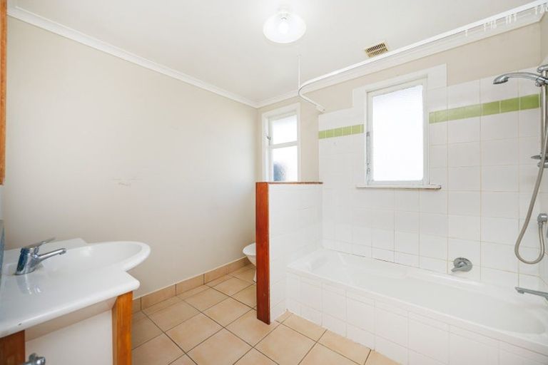 Photo of property in 228 Tremaine Avenue, Highbury, Palmerston North, 4412