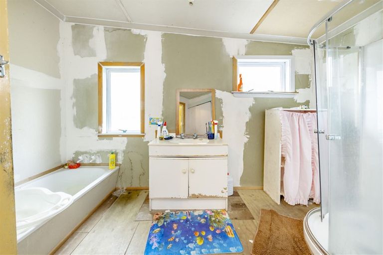 Photo of property in 42 Roto Street, Te Kauwhata, 3710