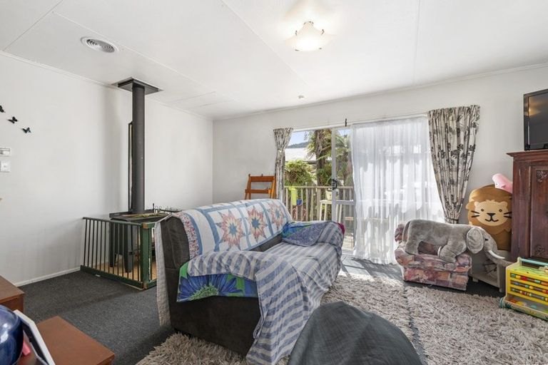 Photo of property in 2 Jet Place, Pukehangi, Rotorua, 3015