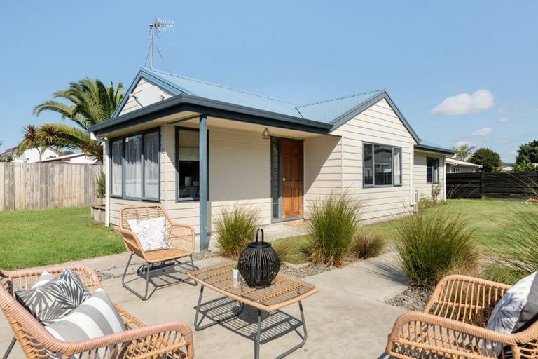 Photo of property in 26f Hartford Avenue, Papamoa Beach, Papamoa, 3118