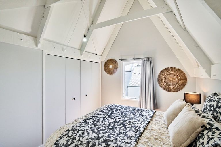 Photo of property in 74 Cypress Drive, Maungaraki, Lower Hutt, 5010