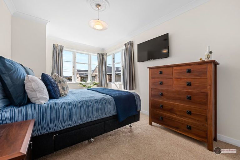 Photo of property in 15 Pearce Crescent, Taita, Lower Hutt, 5011