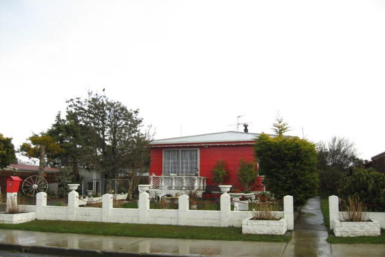 Photo of property in 5 Crowther Crescent, Heidelberg, Invercargill, 9812