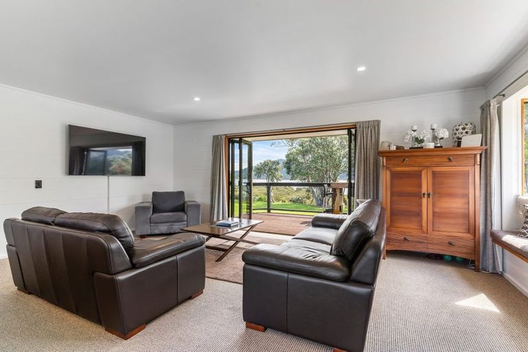 Photo of property in 65 Tangiteroria Lane, Pauanui, Hikuai, 3579