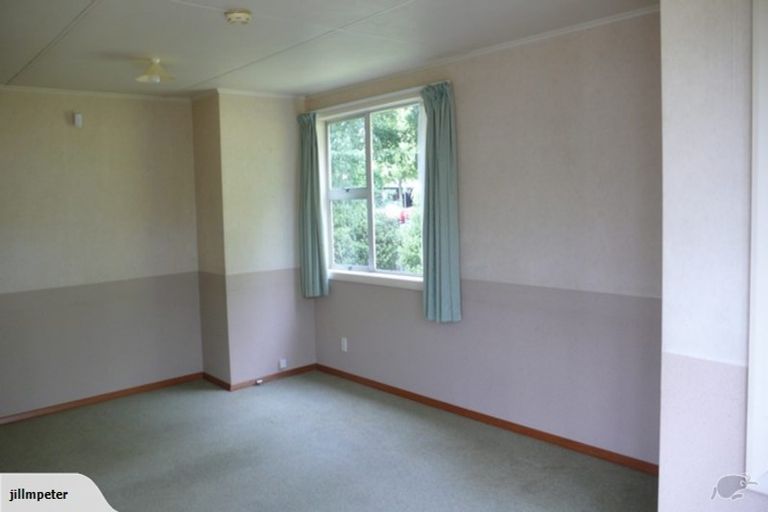 Photo of property in 43 Rutherford Street, Chedworth, Hamilton, 3210