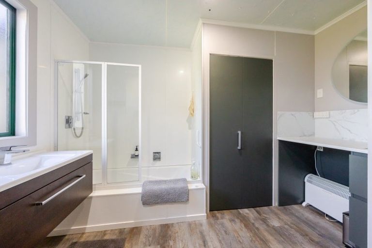 Photo of property in 2/44 Mangatarata Road, Waipukurau, 4285