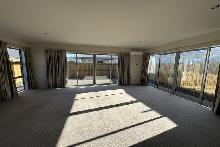 Photo of property in 76 Sioux Avenue, Wigram, Christchurch, 8042